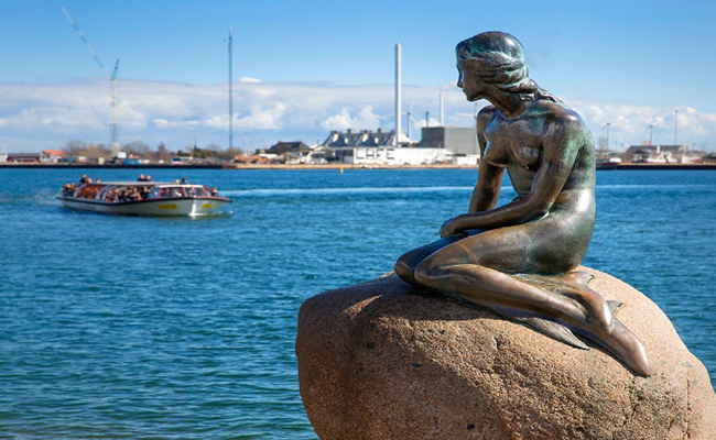 Bức tượng nàng tiên cá ở Đan Mạch