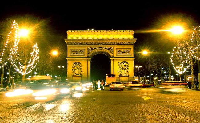 7 điều chỉ du khách mới làm ở Paris