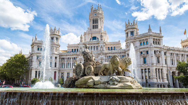 du lịch Madrid - Plaza de Cibeles