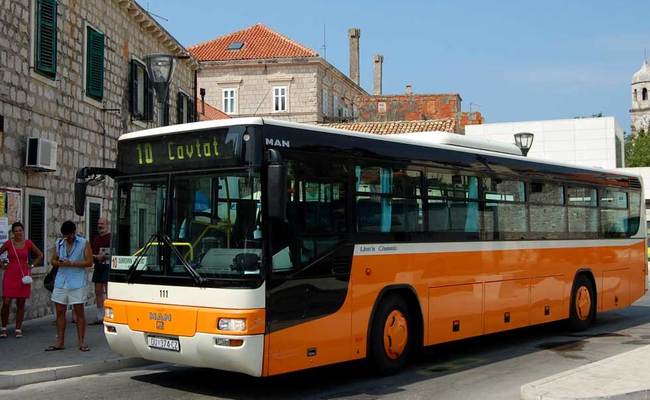 du lịch croatia giá rẻ - xe buýt