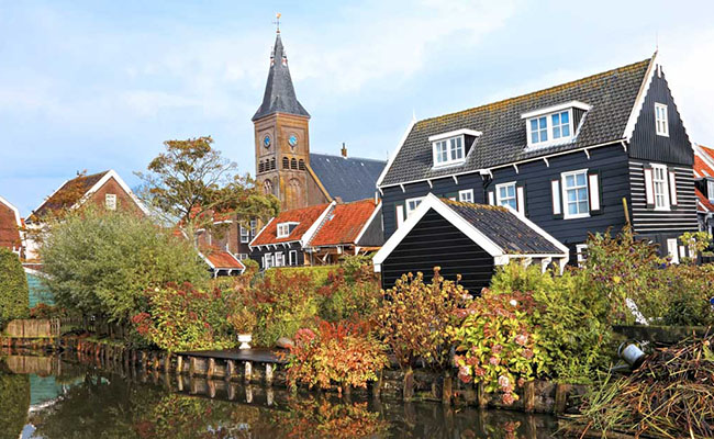 Khám phá làng Marken ngôi làng cổ tích của Hà Lan