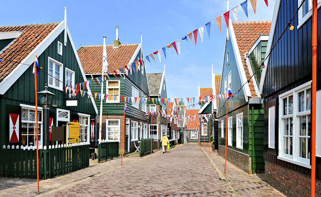 Khám phá làng Marken ngôi làng cổ tích của Hà Lan