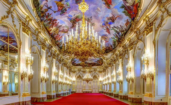 nội thất cung điện mùa hè Schönbrunn