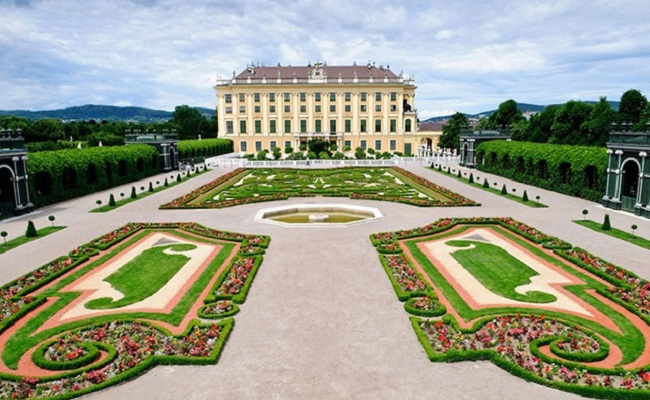 khu vườn của cung điện mùa hè schönbrunn