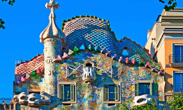 Ngôi nhà Casa Batllo – kiến trúc đặc biệt bậc nhất thế giới của Gaudi