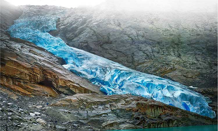 Sông băng Briksdal Glacier vào mùa đông